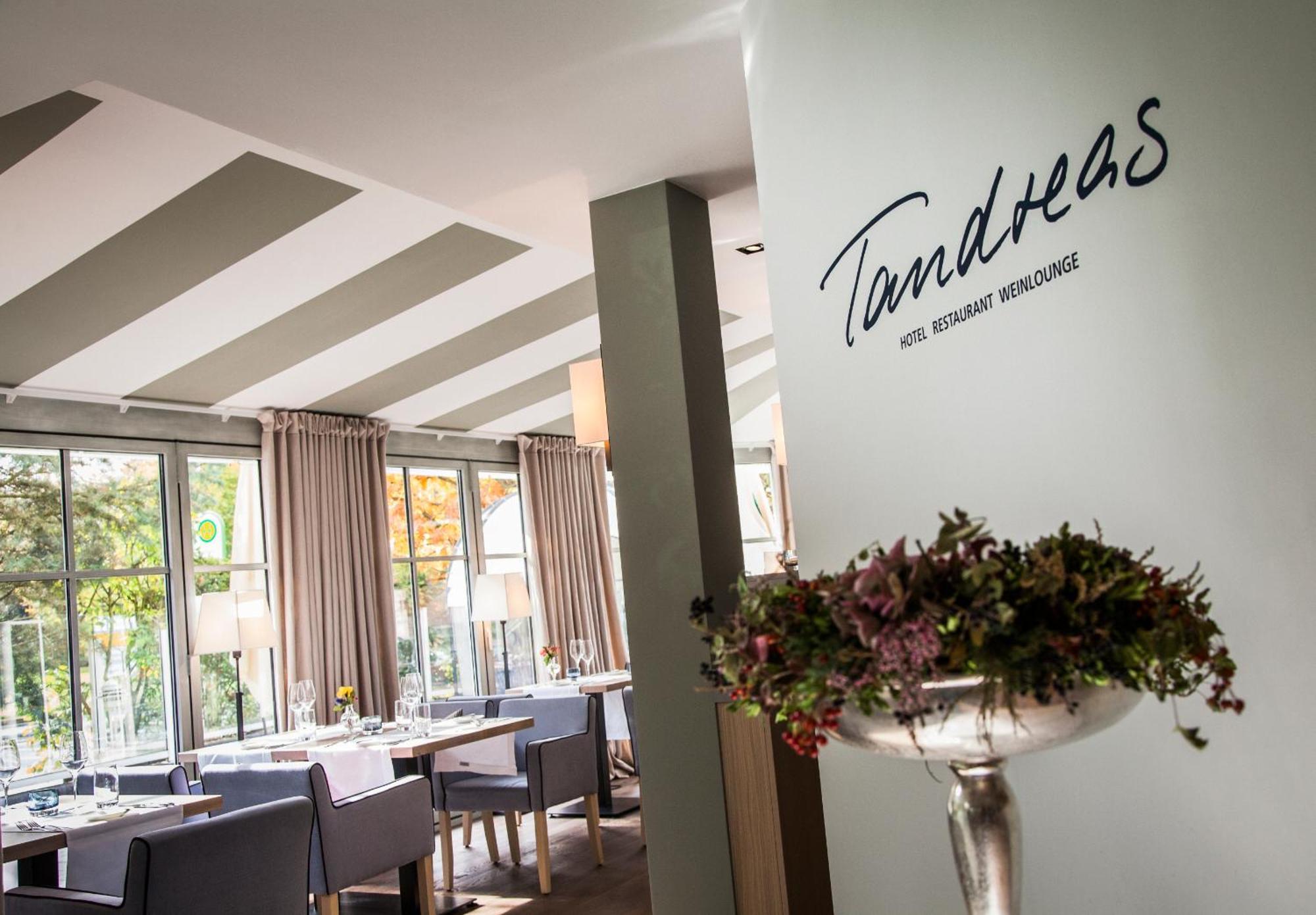 Tandreas Hotel & Restaurant Giessen Bagian luar foto